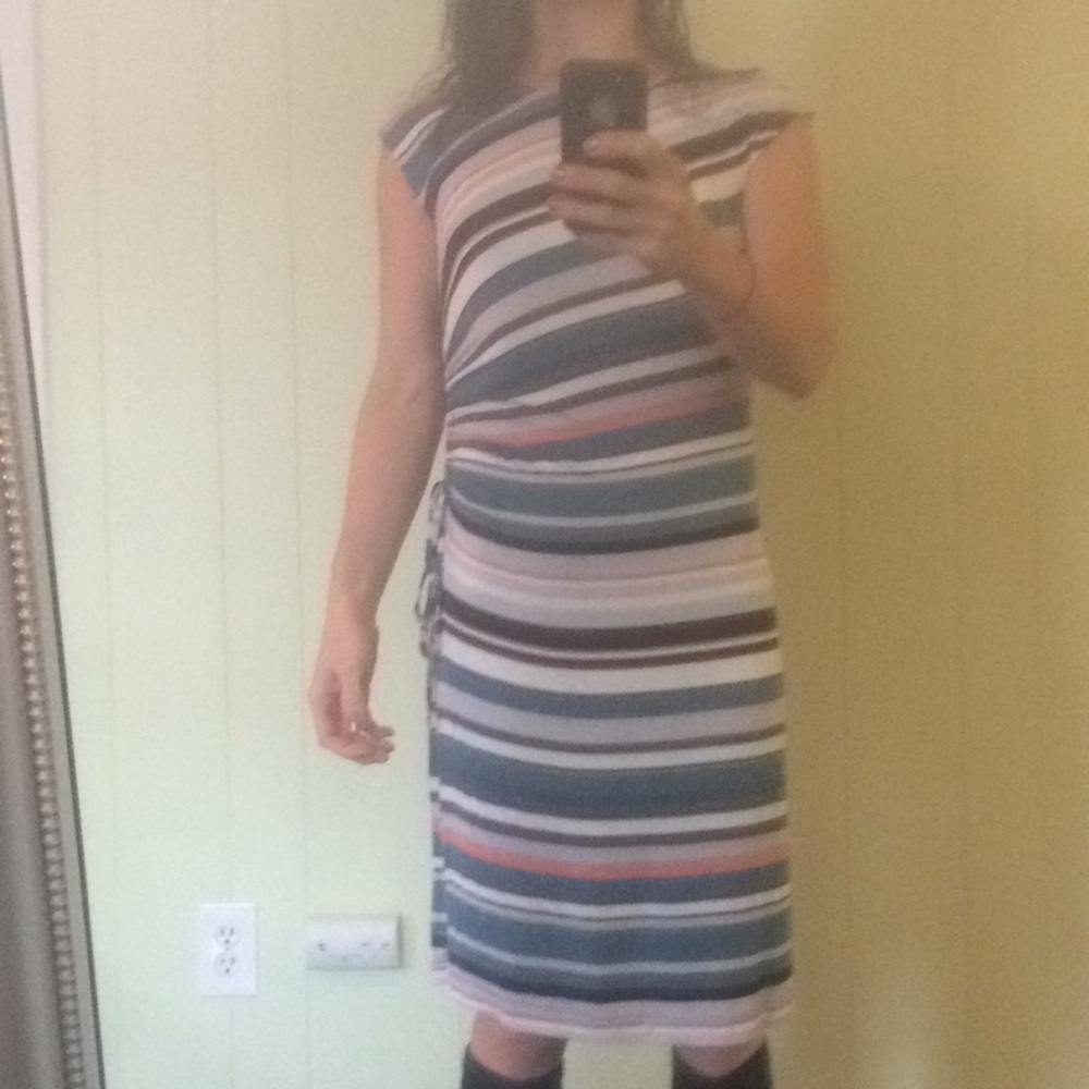 Super cute Loft dress